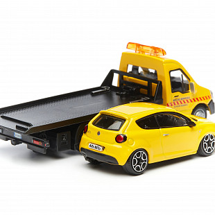 Масштабная модель автомобиля Bburago Street Fire Эвакуатор и Alfa Romeo MiTo 1:43 (18-31400) Black/Yellow