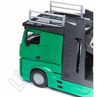 Автовоз Bburago Mercedes Benz Actros + машинка Bburago Ford Focus Combi (18-31456/18-31459) green