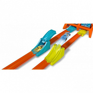 Игровой набор Hot Wheels City Action (GBF89)