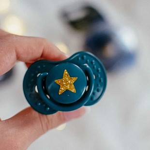 Пустышка силиконовая LOVI Stardust симметричной формы, динамическая, 6-18 мес., 2 шт. (22/894_green)