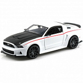 Масштабная модель автомобиля Maisto 1:24 Форд Мустанг (2014) (31506) white