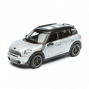 Машинка Maisto 1:24 Mini Countryman (31273) silver