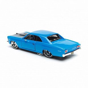 Масштабная модель автомобиля Maisto 1:24 Шевроле Шевель SS 396 1966 (31333) Blue 