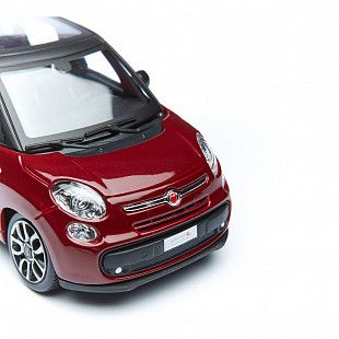 Машинка Bburago Fiat 500L (18-22126) red