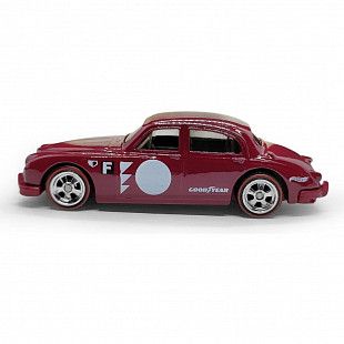 Машинка Hot Wheels Базовой коллекции Jaguar MK1 75/250 (5785 HYX19) mainline 2025