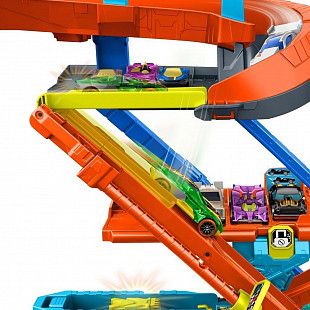 Игровой набор Hot Wheels Transforming Stunt Garage (JHL94)