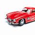 Коллекционная машина Bburago 1:24 Mercedes-Benz 300SL (18-22023) red