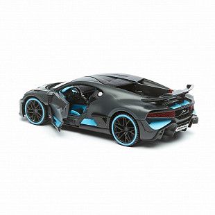 Масштабная модель автомобиля Maisto 1:24 Бугатти Диво 2018 (31526) black