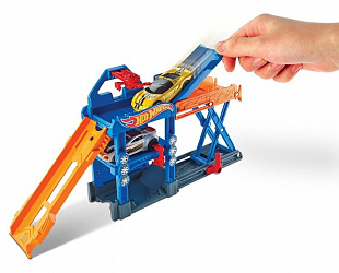 Игровой набор Hot Wheels Robo-Lift Speed Shop (DWK99 DWL02)