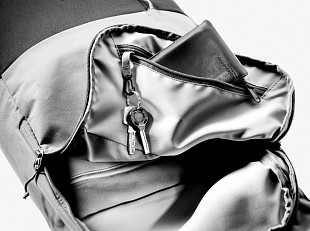 Рюкзак Deuter UP Seoul 3860221-7000 black (2020-21)