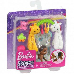 Игровой набор Barbie Ползающий младенец (GHV83 GHV85)