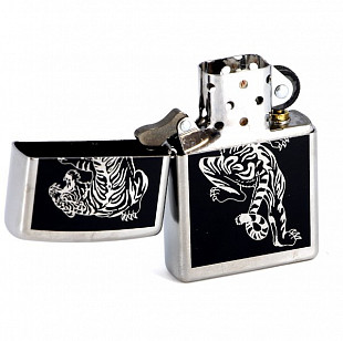 Зажигалка Zippo 207 Tigre