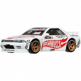 Машинка Hot Wheels Premium Nissan Skyline GT-R (R32) Pandem (FPY86 HRV68)