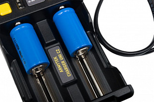 Зарядное устройство Armytek Uni C2 с автомобильным адаптером