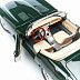 Машинка Bburago 1:18 Jaguar E Cabriolet 1961 (18-12046) green