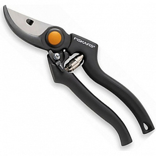Секатор садовый Fiskars 1001530