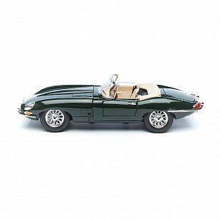 Машинка Bburago 1:18 Jaguar E Cabriolet 1961 (18-12046) green