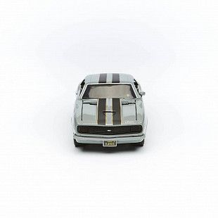 Масштабная модель автомобиля Maisto 1:24 Шевроле Камаро Z/28 (32508) grey