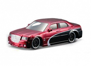 Модель автомобиля Bburago Стрит Тюнерс 1:43 (1 шт) 18-31000 (в ассортименте)