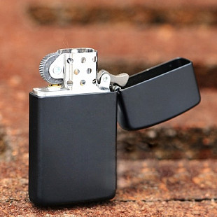 Зажигалка Zippo Slim 1618 black matte