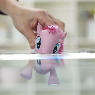 Интерактивная игрушка My little pony Мерцание Плавающая Пинки Пай (C0677)