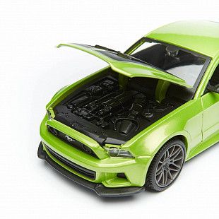 Масштабная модель автомобиля Maisto 1:24 Форд Мустанг  (2014) (31506) green