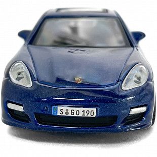 Машинка инерционная Maisto 1:40 Porsche Panamera Turbo (21001) met blue