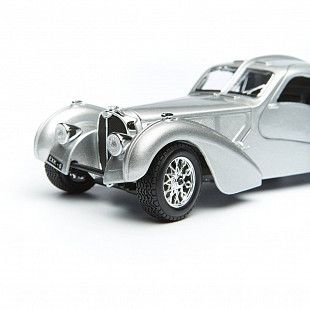 Коллекционная машина Bburago 1:24 Bugatti Atlantic (18-22092) silver