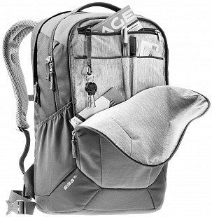 Рюкзак Deuter Giga 3821021-7025 black coat (2020-21)