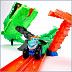 Игровой набор Hot Wheels Dragon Destruction (JGB06) Игровой набор Hot Wheels Dragon Destruction (JGB06)
