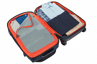 Дорожная сумка на колесиках Thule Subterra Wheeled Duffel TSR375MIN dark blue (3203452)