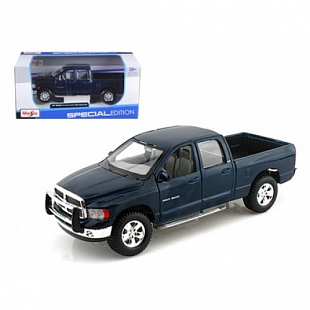 Масштабная модель автомобиля Maisto 1:24 Додж Ram Quad Cab 2002 (31963)