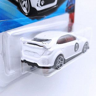 Машинка Hot Wheels Базовой коллекции 2018 Honda Civic Type R 11/250 (5785 JJH88) mainline 2025