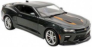 Масштабная модель автомобиля Maisto 1:18 Шевроле Камаро SS купе 2017 (31385)black/orange