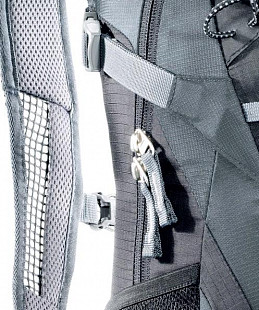 Рюкзак Deuter Airlite 16 4420115-7410 black/granite