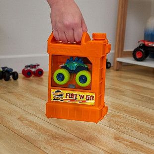 Машинка Hot Wheels Monster Trucks 1:64 Fuel N' Go Playset (HXT04)
