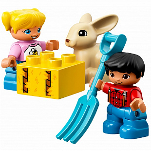 Конструктор LEGO Duplo День на ферме 10869