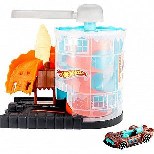 Игровой набор Hot Wheels Невероятные приключения в городе (FRH28 GPD08)
