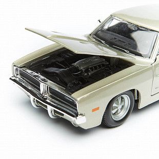Машинка Maisto 1:24 Dodge Charger R/T 1969 (31256) beige