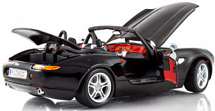 Коллекционная машина Bburago 1:18 BMW Z8 (18-12032)
