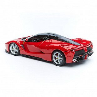 Коллекционная машина Bburago 1:24 LaFerrari (18-26001) red