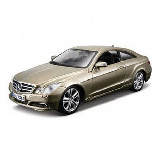 Коллекционная машина Bburago 1:32 Mercedes Benz E-Class Coupe (18-45126)