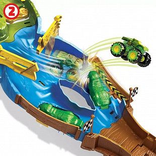 Трек Hot Wheels Monster Trucks Wreckin' Raceway (HJG32)