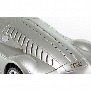 Коллекционная машина Maisto 1:18 Audi Rosemeyer (31625) silver