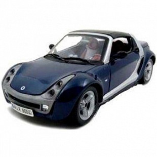 Коллекционная машина Bburago 1:24 Smart Roadster (18-22064) в асс.