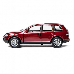 Коллекционная машина Bburago 1:18 Volkswagen Touareg (18-12002) red