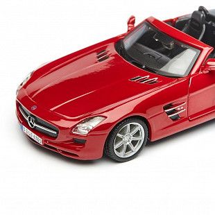Коллекционная машина Bburago 1:32 Mercedes-Benz SLS AMG Cabrio (18-43035) Red
