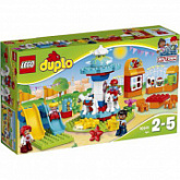 Конструктор LEGO Семейный парк аттракционов 10841