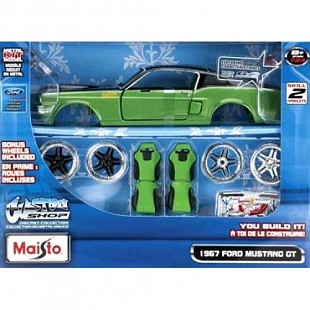 Сборная модель автомобиля Maisto Форд Мустанг GT (1967) 39094 (в ассортименте)