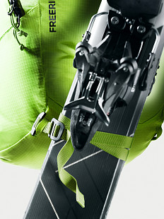 Рюкзак Deuter Freerider Lite 20 3303121-9002 papaya (2020-21)